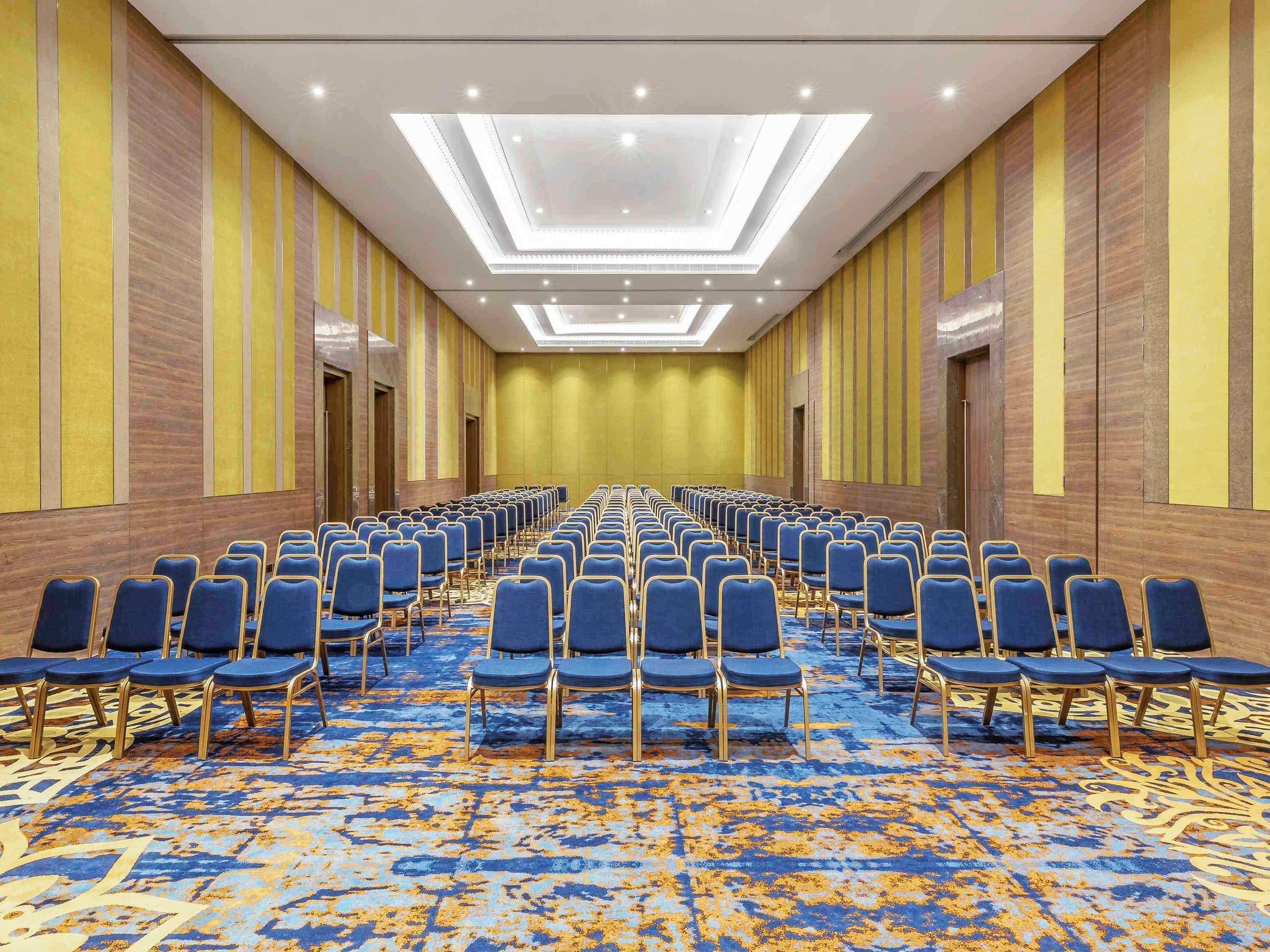 Grand Mercure Ahmedabad Gift City - An Accor Hotels Brand Γκαντχιναγκάρ Εξωτερικό φωτογραφία