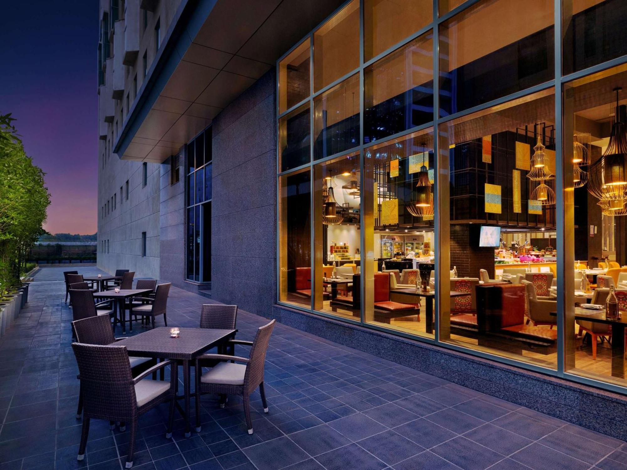 Grand Mercure Ahmedabad Gift City - An Accor Hotels Brand Γκαντχιναγκάρ Εξωτερικό φωτογραφία