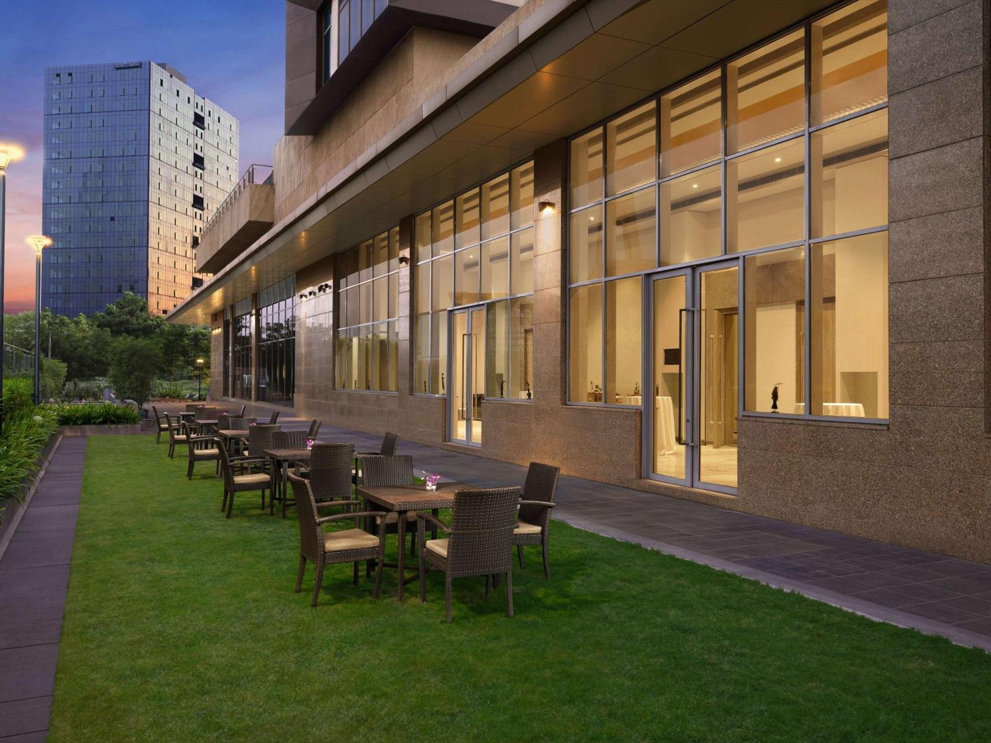 Grand Mercure Ahmedabad Gift City - An Accor Hotels Brand Γκαντχιναγκάρ Εξωτερικό φωτογραφία